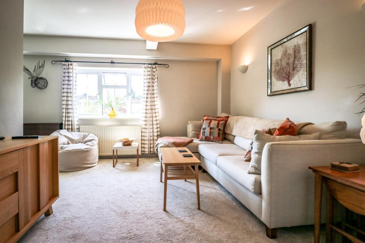 Upper Beeches Villa Oakhill Bagian luar foto