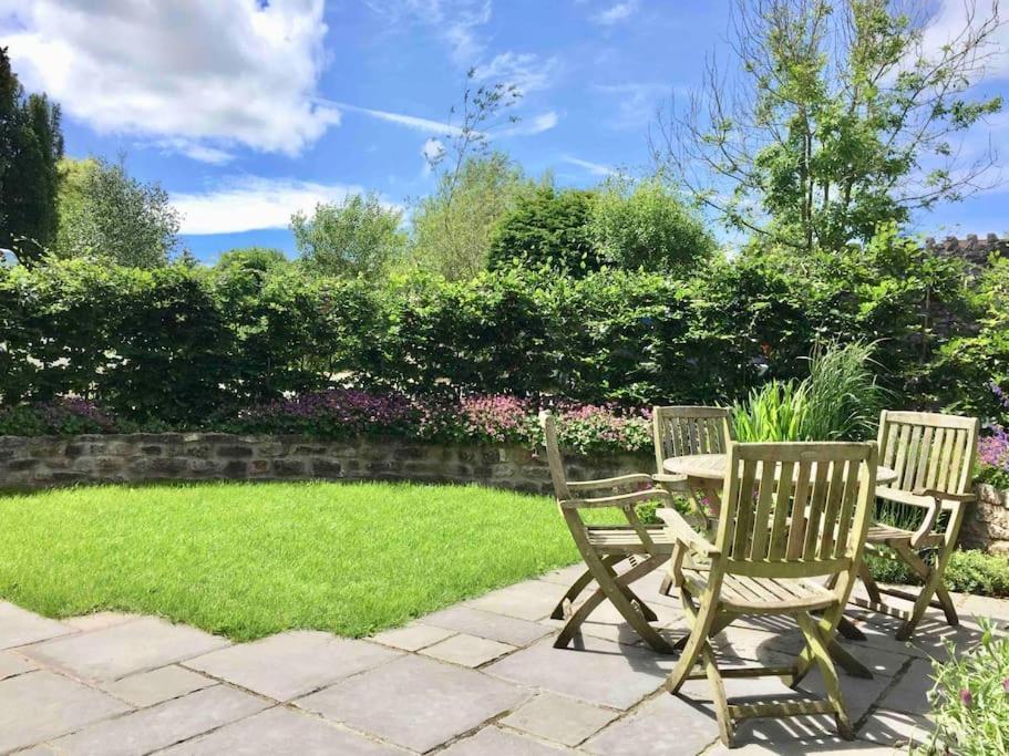 Upper Beeches Villa Oakhill Bagian luar foto