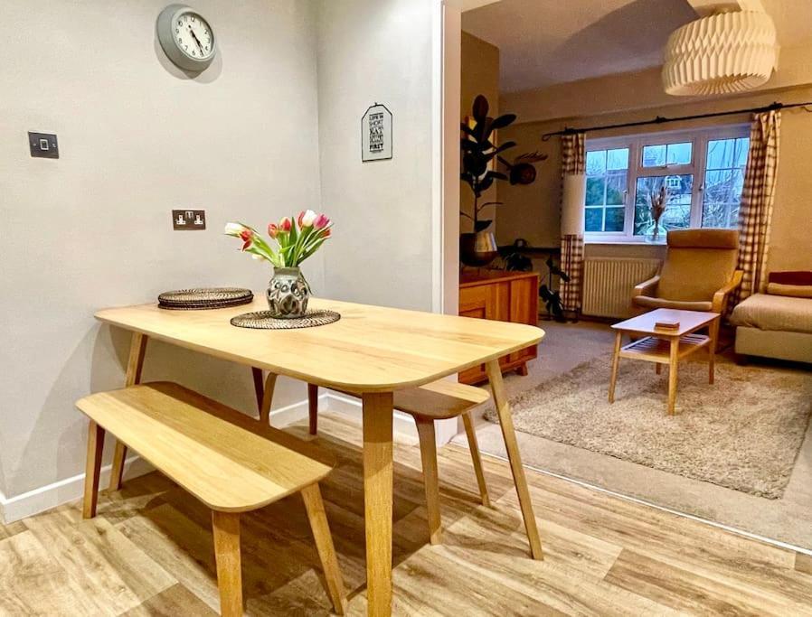 Upper Beeches Villa Oakhill Bagian luar foto